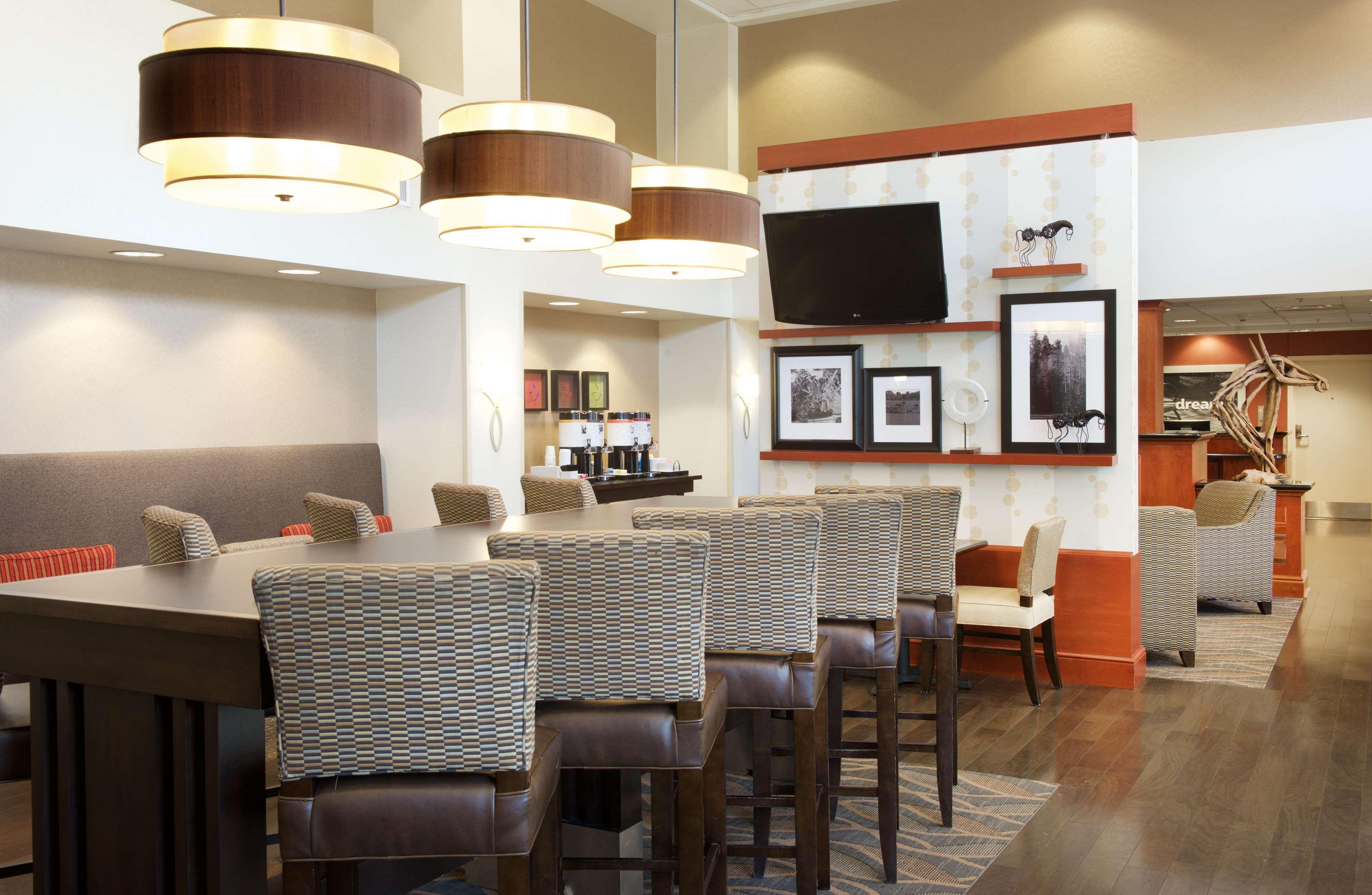 Hampton Inn & Suites Pittsburgh-Meadow Lands Washington Exterior foto