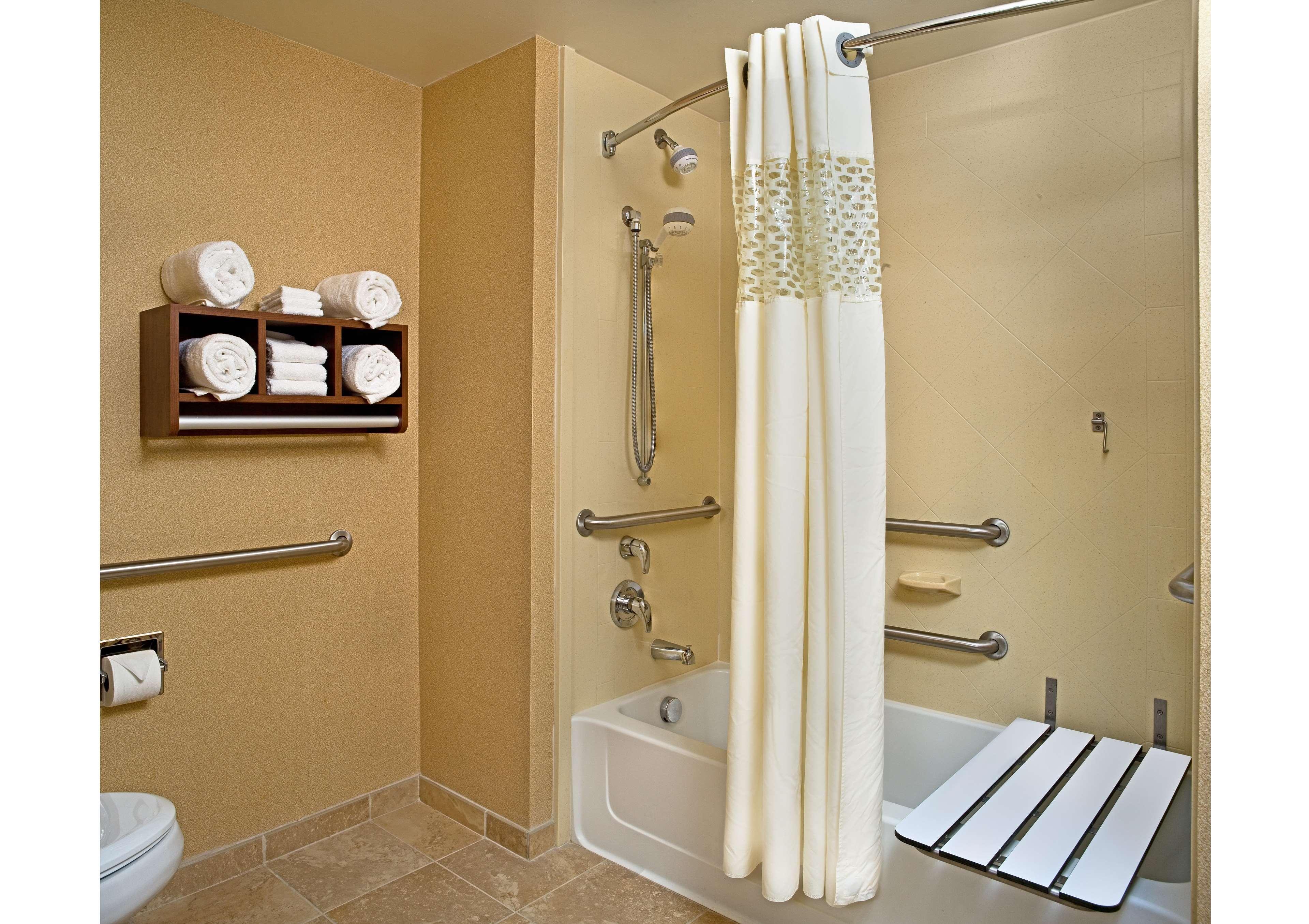 Hampton Inn & Suites Pittsburgh-Meadow Lands Washington Exterior foto